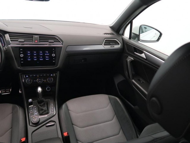 Volkswagen Tiguan  2.0 TDI R-Line