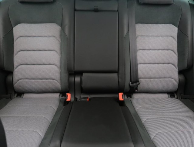 Volkswagen Tiguan  2.0 TDI R-Line