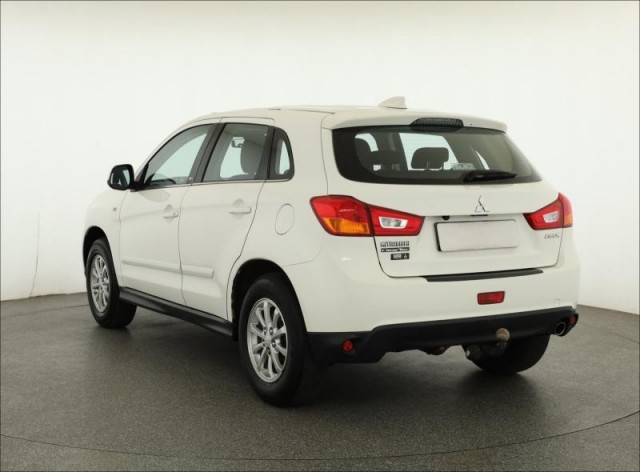 Mitsubishi ASX  1.6 MIVEC 