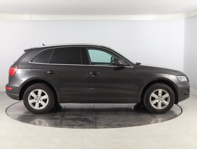 Audi Q5  2.0 TDI 