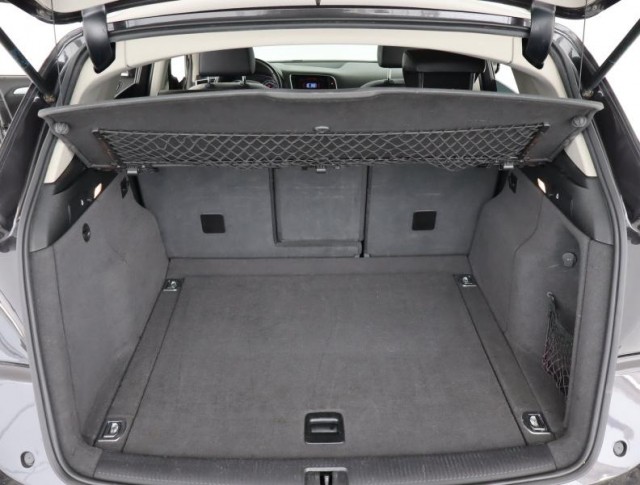 Audi Q5  2.0 TDI 