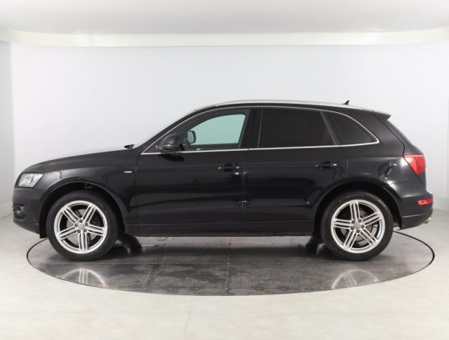 Audi Q5  3.0 TDI S line