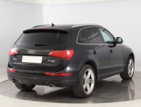Audi Q5  3.0 TDI S line