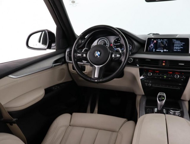 BMW X5  xDrive30d M Paket