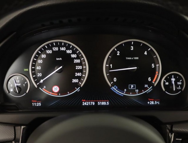BMW X5  xDrive30d M Paket