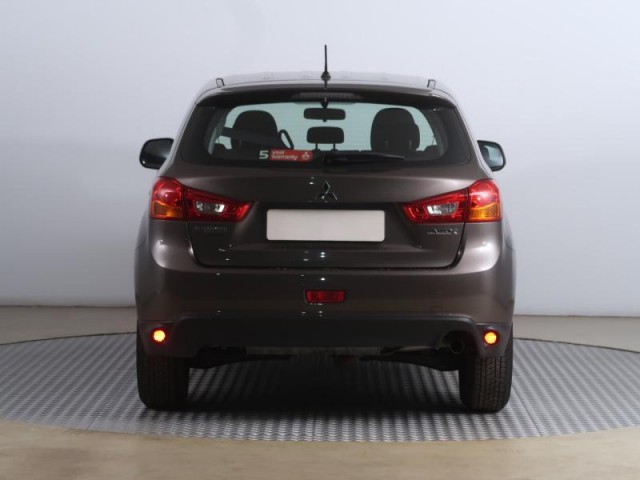 Mitsubishi ASX  1.6 MIVEC 