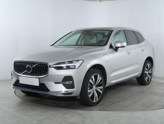 Volvo XC60  T6 Recharge Momentum