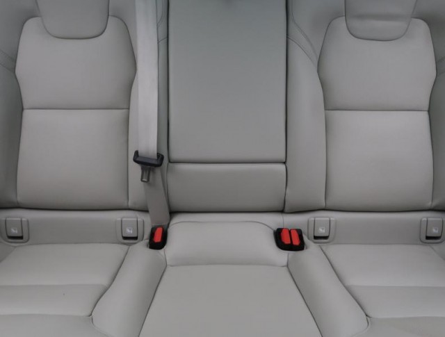 Volvo XC60  T6 Recharge Momentum