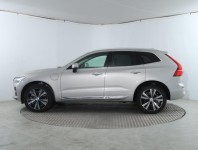 Volvo XC60  T6 Recharge Momentum