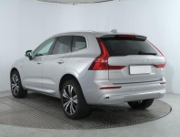 Volvo XC60  T6 Recharge Momentum