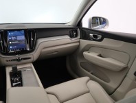 Volvo XC60  T6 Recharge Momentum