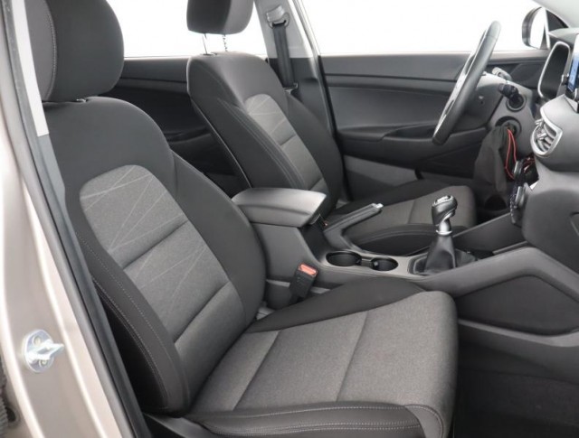 Hyundai Tucson  1.6 CRDi Trikolor