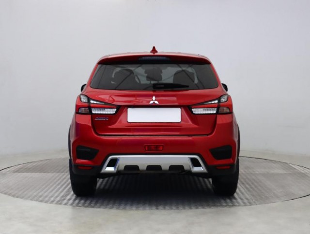 Mitsubishi ASX  2.0 MIVEC 