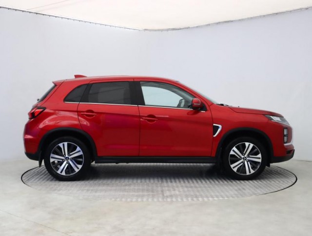 Mitsubishi ASX  2.0 MIVEC 