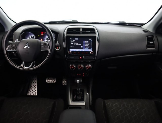 Mitsubishi ASX  2.0 MIVEC 