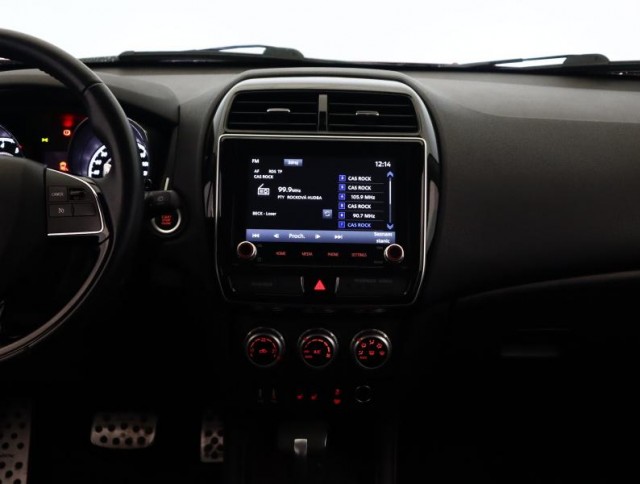 Mitsubishi ASX  2.0 MIVEC 
