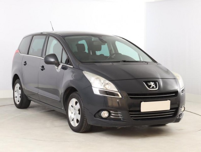 Peugeot 5008  1.6 HDi 