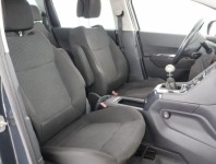 Peugeot 5008  1.6 HDi 