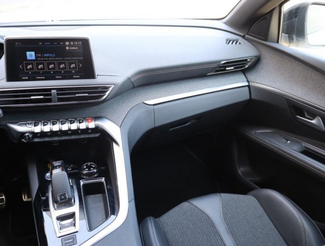 Peugeot 3008  1.6 PureTech GT Line