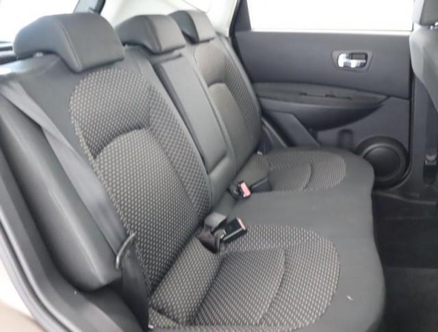 Nissan Qashqai  2.0 