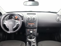 Nissan Qashqai  2.0 