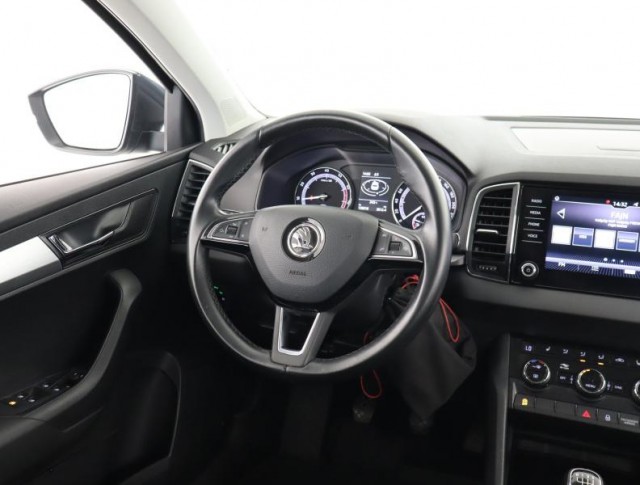 Škoda Karoq  1.0 TSI Ambition