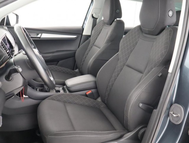 Škoda Karoq  1.0 TSI Ambition