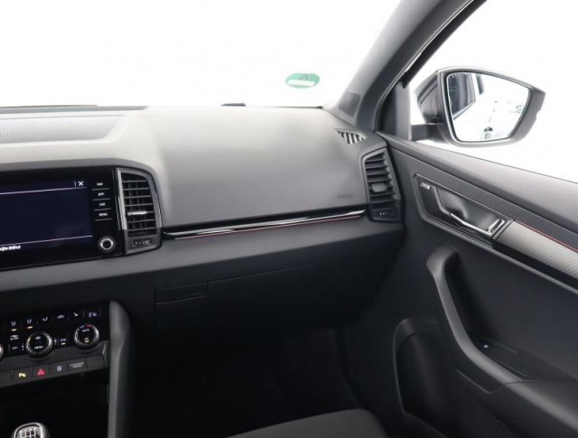 Škoda Karoq  1.5 TSI Sportline