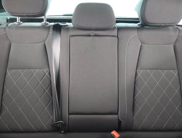 Škoda Karoq  1.5 TSI Sportline