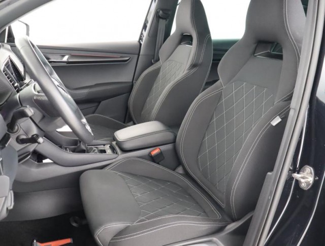 Škoda Karoq  1.5 TSI Sportline