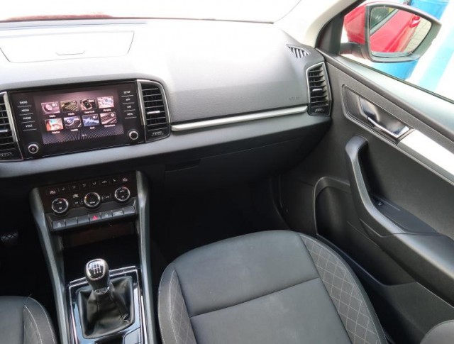 Škoda Karoq  1.5 TSI Ambition