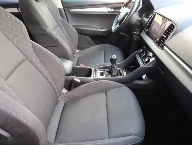 Škoda Karoq  1.5 TSI Ambition