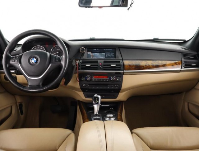 BMW X5  3.0si 