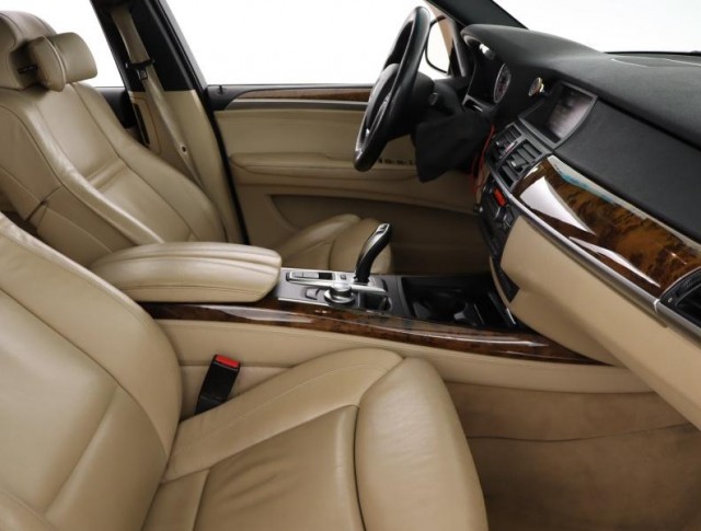 BMW X5  3.0si 