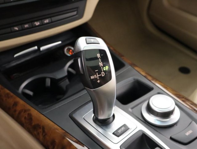 BMW X5  3.0si 