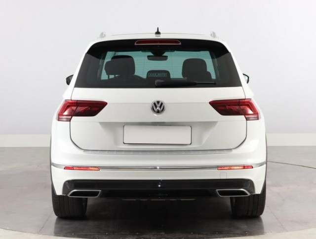 Volkswagen Tiguan  2.0 TSI R-Line