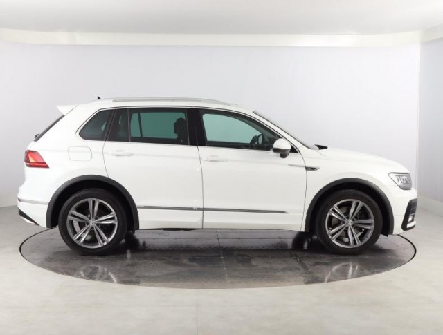 Volkswagen Tiguan  2.0 TSI R-Line