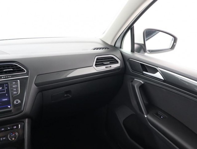 Volkswagen Tiguan  2.0 TSI R-Line