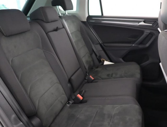 Volkswagen Tiguan  2.0 TSI R-Line