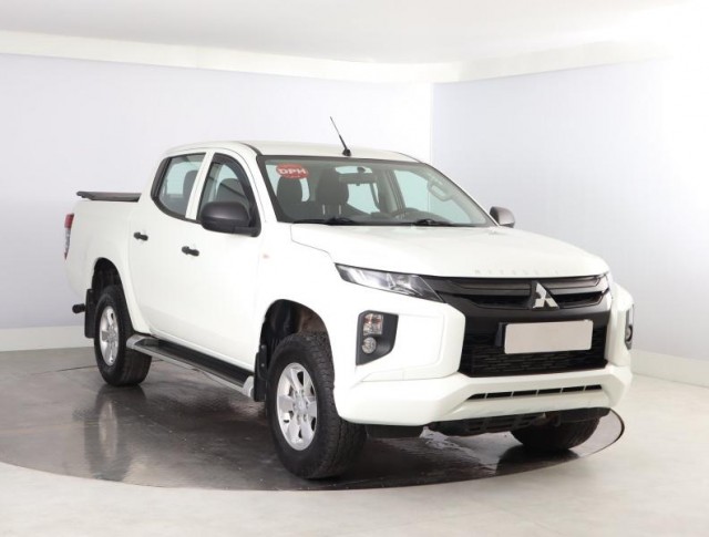 Mitsubishi L200  2.2 DI-D 