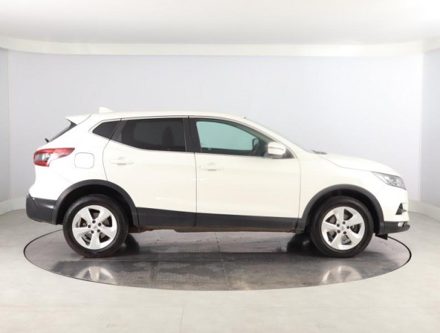 Nissan Qashqai  1.2 DIG-T 