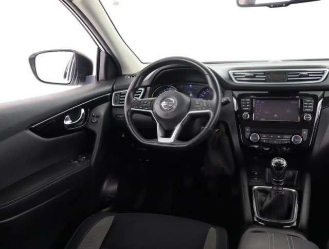 Nissan Qashqai  1.2 DIG-T 