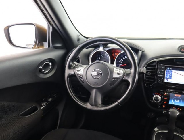 Nissan Juke  1.6 i Tekna