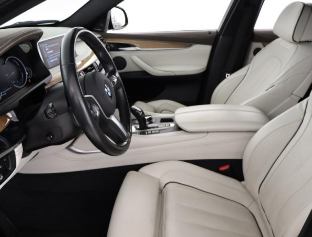 BMW X6  xDrive40d M Paket