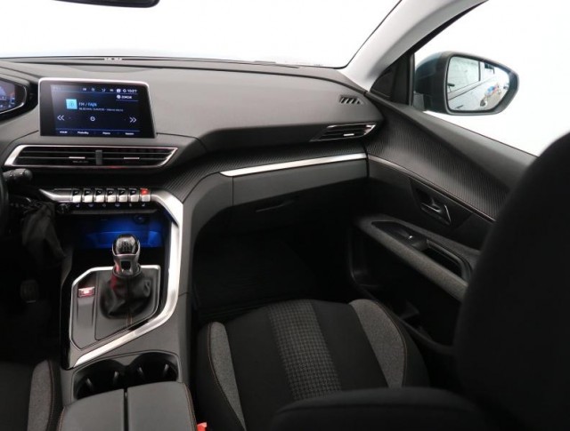 Peugeot 5008  1.5 BlueHDi Allure