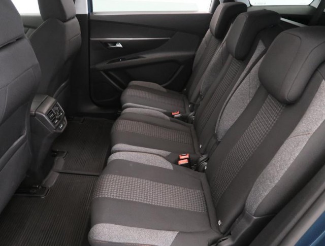 Peugeot 5008  1.5 BlueHDi Allure