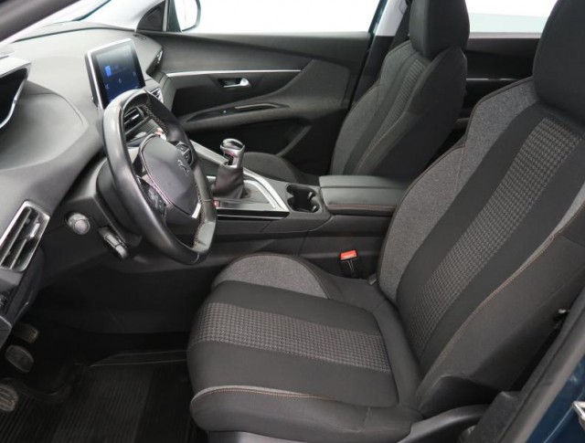 Peugeot 5008  1.5 BlueHDi Allure