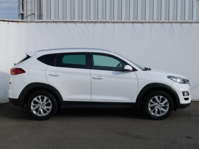 Hyundai Tucson  1.6 CRDi Trikolor