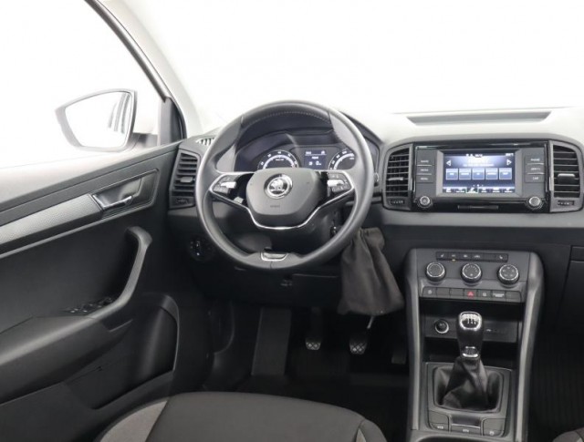 Škoda Karoq  1.0 TSI Active