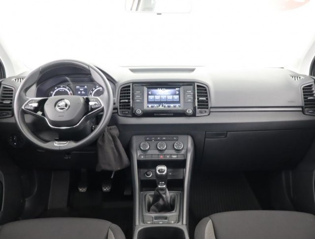 Škoda Karoq  1.0 TSI Active